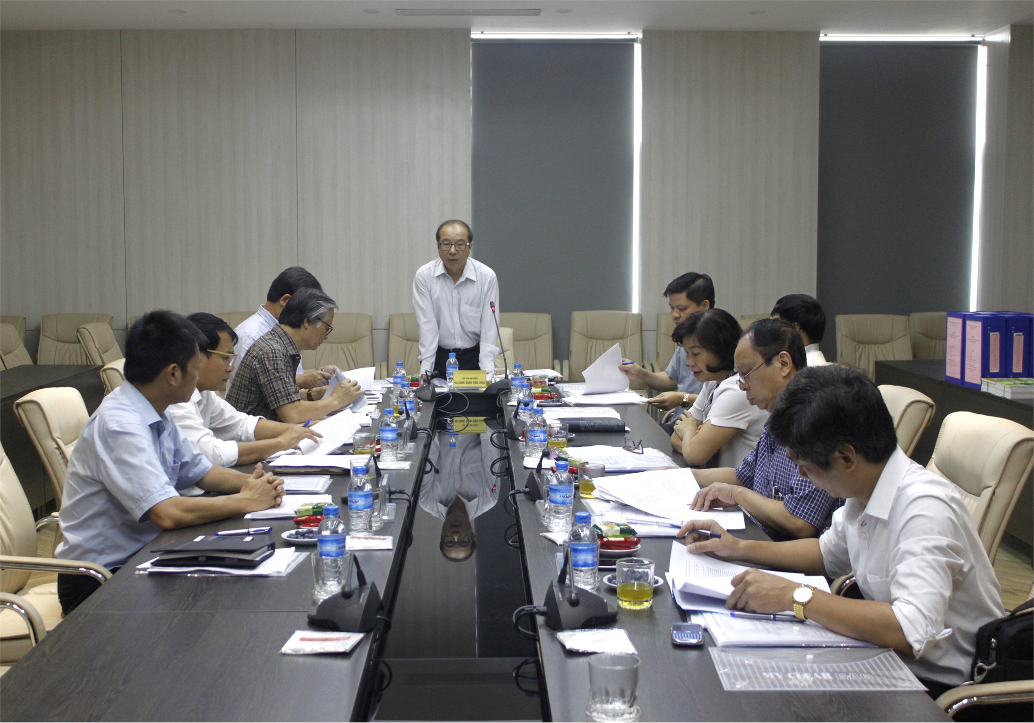 Hội đồng Giáo sư cơ sở Trường Đại học Công nghiệp Hà Nội họp xét đạt tiêu chuẩn chức danh Phó giáo sư năm 2019